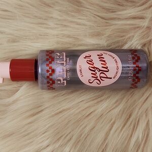Brand New PINK Victoria's Secret SUGAR PLUM STARLIT HIGHLIGHTING BODY OIL